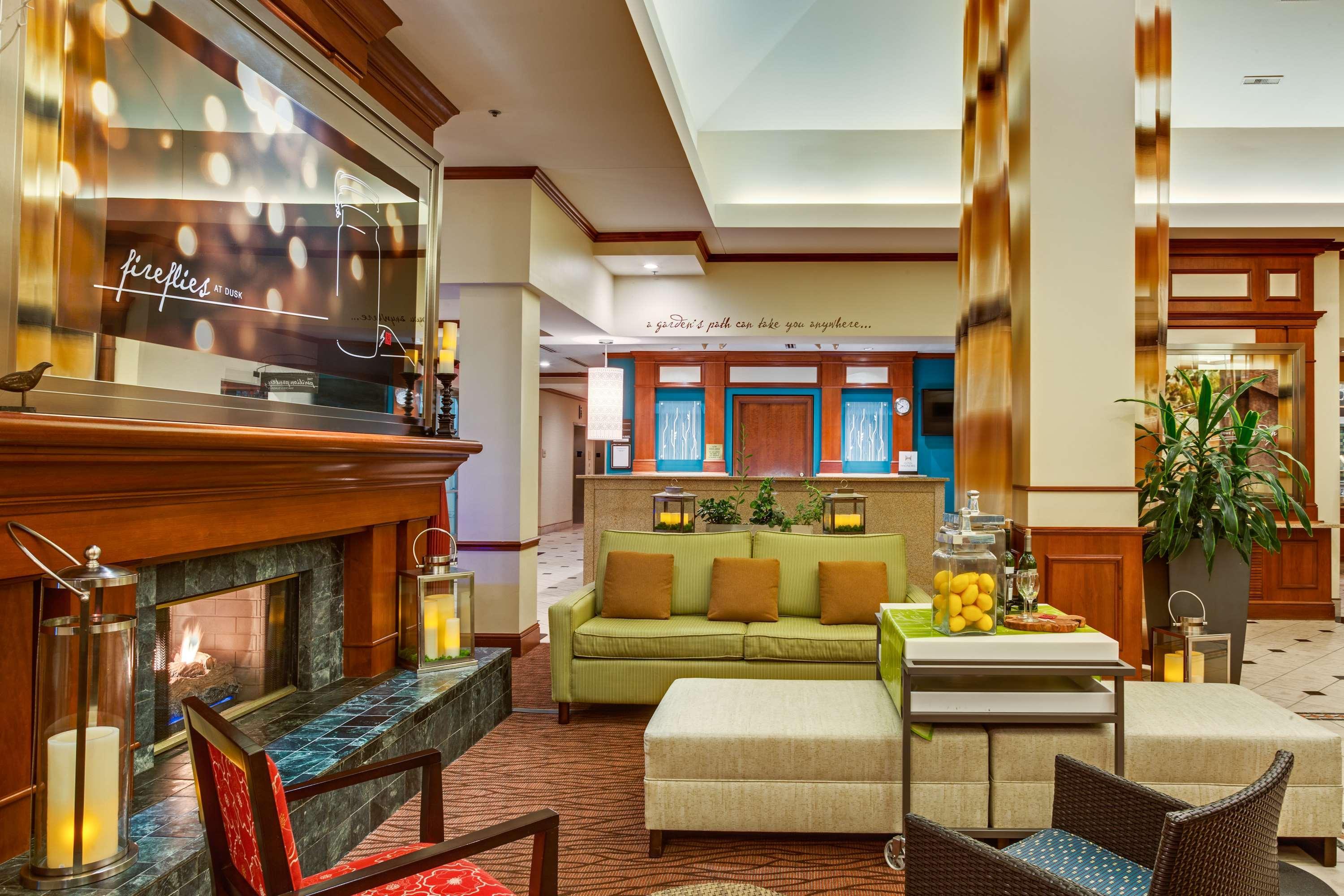 Hilton Garden Inn Cleveland Airport Fairview Park Kültér fotó