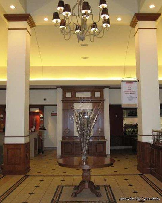 Hilton Garden Inn Cleveland Airport Fairview Park Beltér fotó